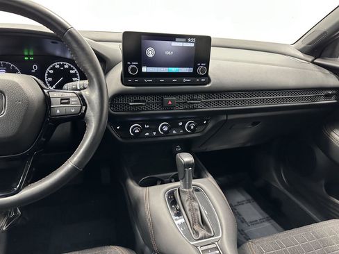 Certified 2023 Honda HR-V Sport image 18