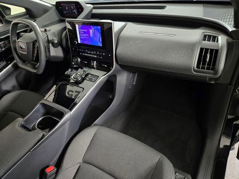 Certified 2025 Subaru Solterra AWD/4WD image 22