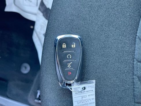 Certified 2020 Chevrolet Equinox LT image 34