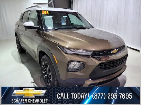 Used 2021 Chevrolet TrailBlazer ACTIV w/ Sun and Liftgate Package image 16