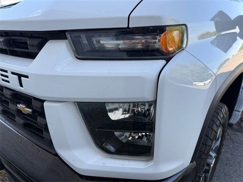 Used 2022 Chevrolet Silverado 2500 Custom w/ Custom Value Package image 29