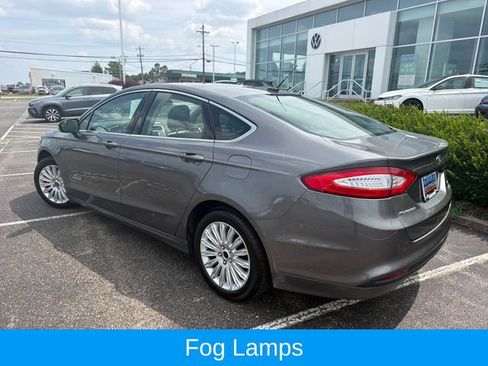 Used 2014 Ford Fusion SE w/ Equipment Group 502A FWD image 5
