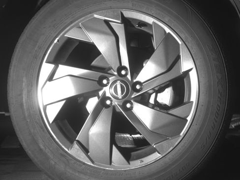 Used 2025 Nissan Rogue SV FWD image 13