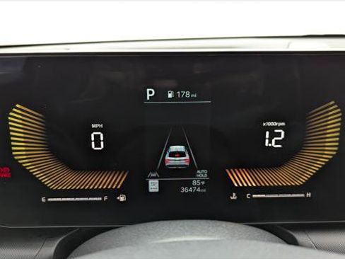 Used 2025 Kia K4 FWD image 26