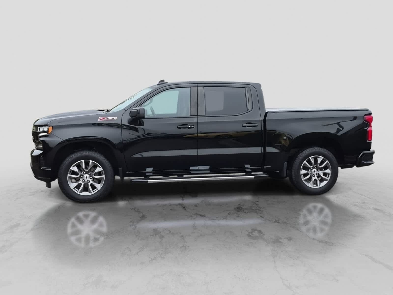 Used 2021 Chevrolet Silverado 1500 RST w/ Convenience Package II AWD/4WD image 5