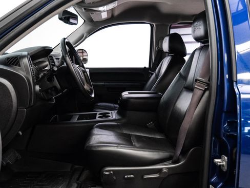 Used 2013 GMC Sierra 1500 SLE w/ Power Tech Package image 4