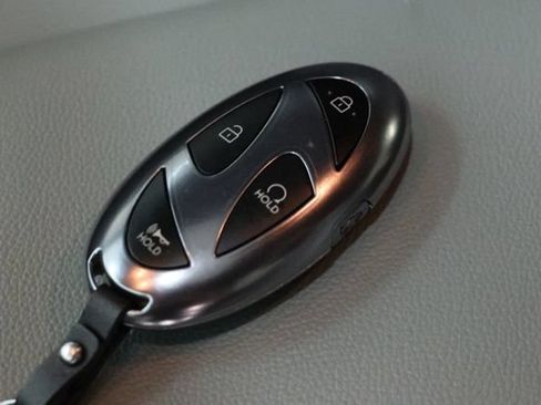 Used 2026 Hyundai Elantra Limited FWD image 37