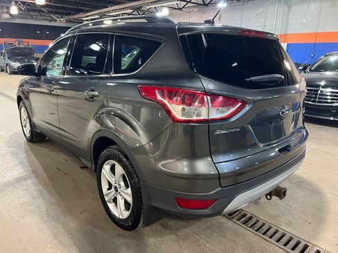 Used 2016 Ford Escape SE w/ Cargo Utility Package AWD/4WD image 5