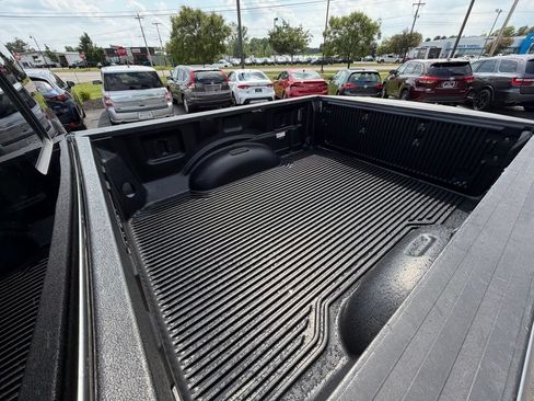 Used 2022 Ford F350 XLT w/ XLT Premium Package AWD/4WD image 25