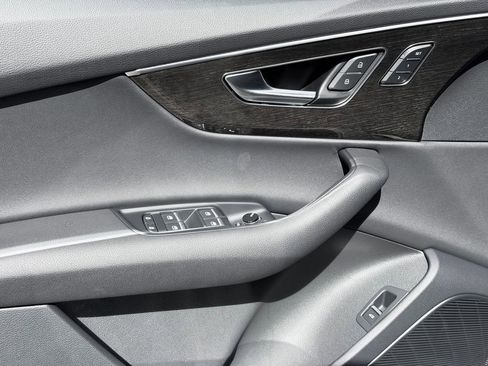 New 2026 Audi Q7 3.0T Premium Plus AWD/4WD image 22