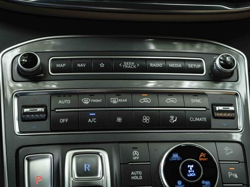 Used 2023 Hyundai Santa Fe Calligraphy AWD/4WD image 30