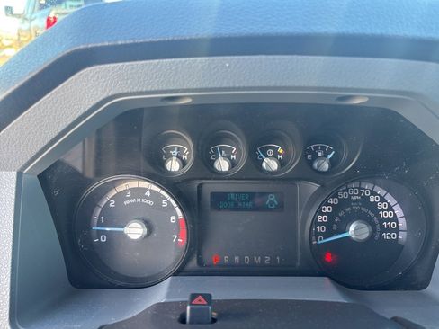 Used 2012 Ford F250 XLT w/ Camper Pkg image 30