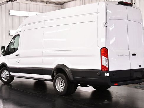 Used 2024 Ford Transit 350 148 High Roof Extended DRW w/ Load Area Protection Package RWD image 5