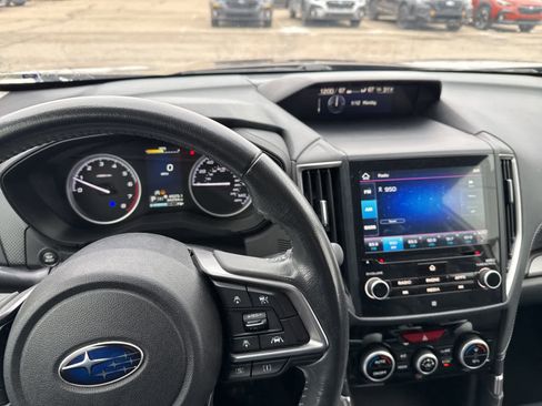 Used 2019 Subaru Forester Limited w/ Popular Package #3 image 19