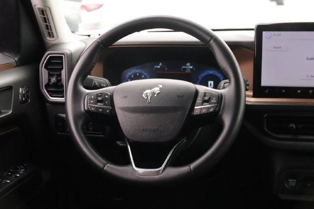 Used 2025 Ford Bronco Sport Outer Banks w/ Outer Banks Tech Package+ AWD/4WD image 23