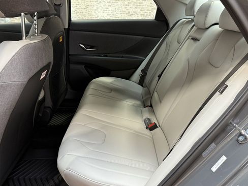 New 2026 Hyundai Elantra Limited image 15