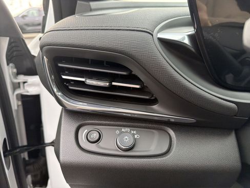 New 2026 Buick Envista Preferred w/ Convenience I Package FWD image 11