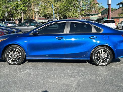 Used 2023 Kia Forte LXS w/ LXS Technology Package FWD image 8