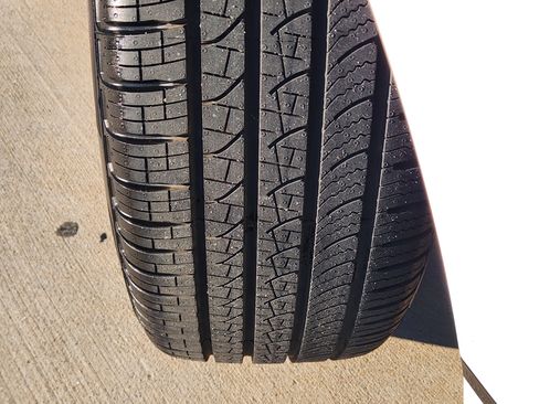 New 2026 Land Rover Range Rover Velar Dynamic SE image 11