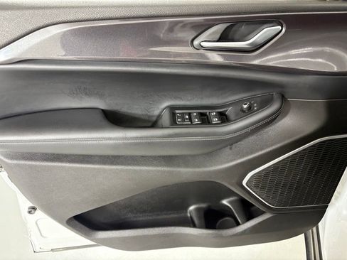 Used 2022 Jeep Grand Cherokee L Laredo w/ Luxury Tech Group I image 14