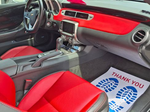 Used 2015 Chevrolet Camaro SS w/ Commemorative Special Edition RWD image 11