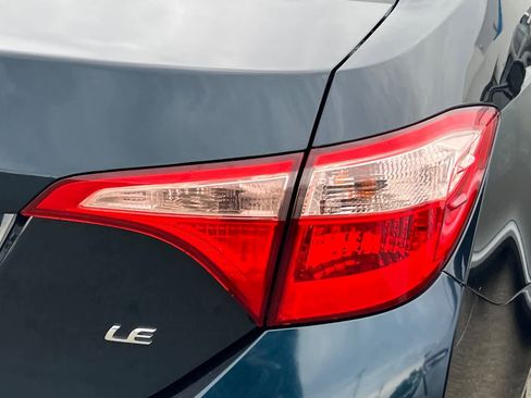 Used 2018 Toyota Corolla LE FWD image 18