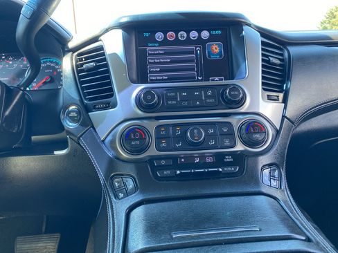Used 2018 Chevrolet Tahoe Premier AWD/4WD image 34
