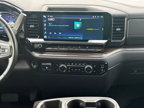 Used 2023 Chevrolet Silverado 1500 RST image 23