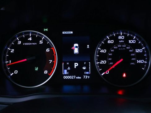 Used 2024 Mitsubishi Eclipse Cross Black Edition image 6