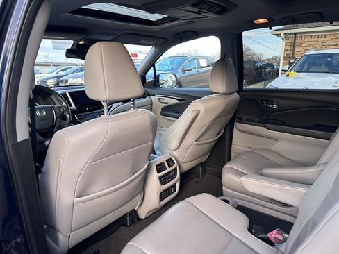 Used 2017 Honda Pilot Elite image 13