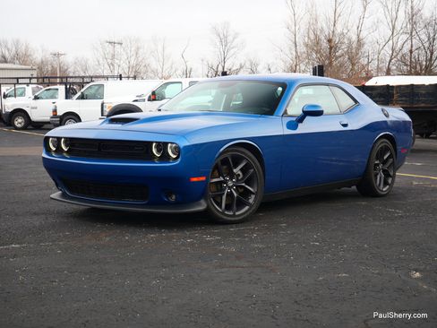 Used 2022 Dodge Challenger GT w/ Blacktop Package image 8