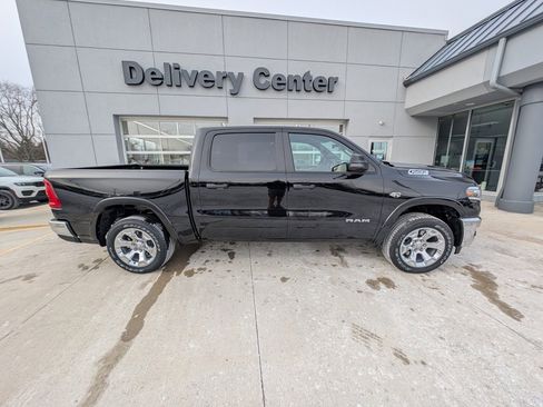 New 2026 RAM 1500 4x4 Crew Cab image 4