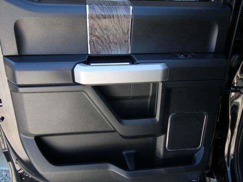 Used 2019 Ford F350 Lariat w/ Lariat Ultimate Package image 46