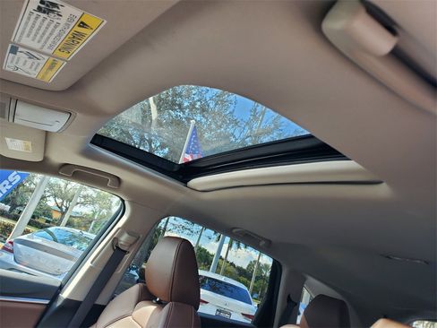 Used 2019 Acura MDX FWD image 18