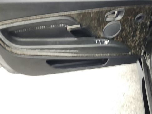 Used 2019 Aston Martin DB11 Volante RWD image 27