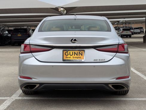 Used 2022 Lexus ES 350 w/ Premium Package image 5