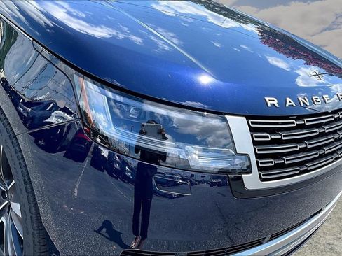 Used 2023 Land Rover Range Rover SE AWD/4WD image 32