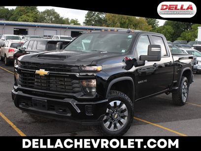 Used 2025 Chevrolet Silverado 2500 Custom w/ Custom Convenience Package
