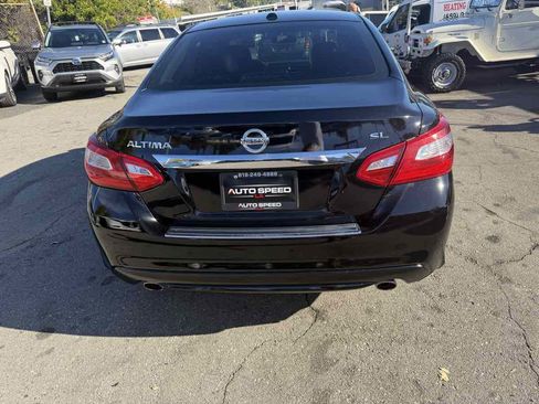 Used 2016 Nissan Altima 2.5 SL FWD image 5