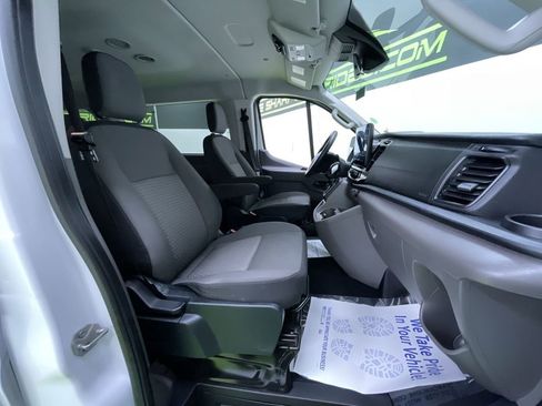 Used 2023 Ford Transit 350 XLT image 30