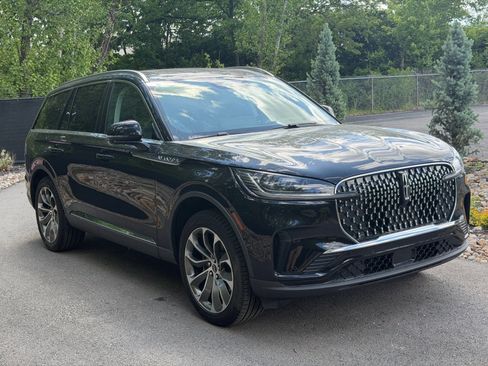 New 2026 Lincoln Aviator Reserve AWD/4WD image 7