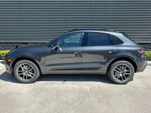 Used 2026 Porsche Macan AWD/4WD image 2
