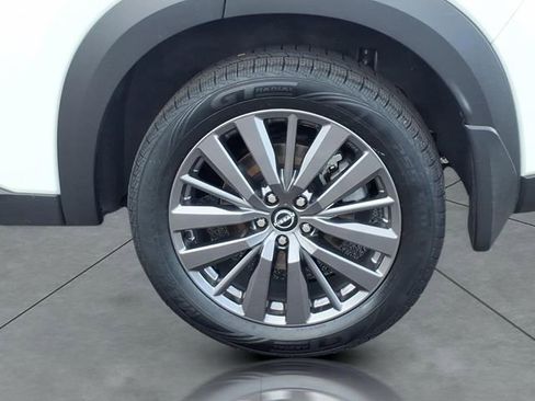 Certified 2023 Nissan Pathfinder SL w/ SL Premium Package AWD/4WD image 5