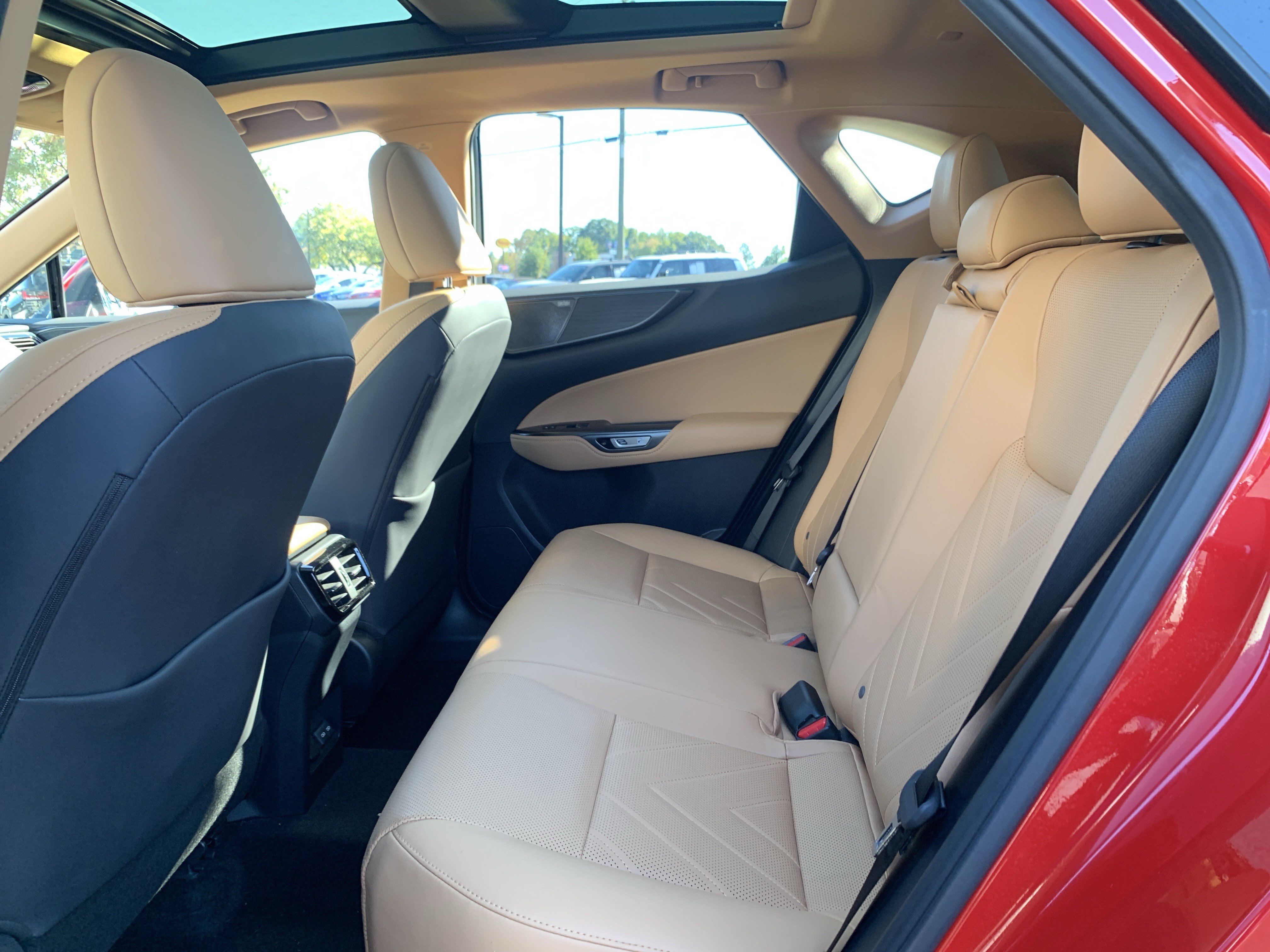 Used 2022 Lexus NX 350 AWD image 32