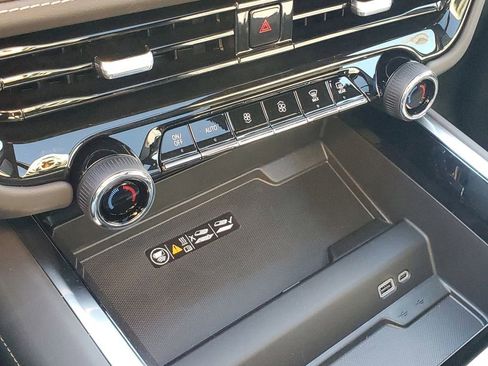 New 2026 Chevrolet Tahoe Premier w/ Sun And Tow Package image 27