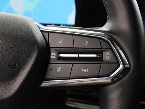 Used 2025 Chevrolet Equinox LT w/ Midnight Edition FWD image 26