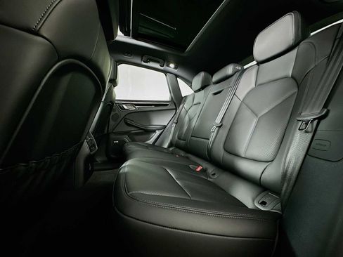 New 2026 Porsche Macan AWD/4WD image 23