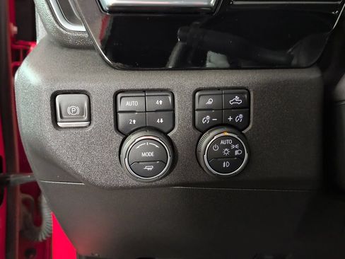 Used 2023 Chevrolet Silverado 1500 RST w/ Convenience Package II AWD/4WD image 27