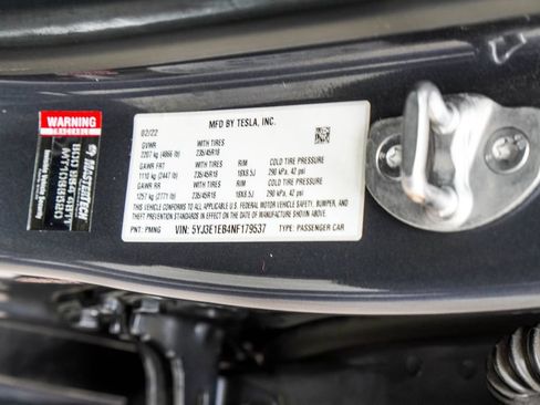Used 2022 Tesla Model 3 Long Range AWD/4WD image 39