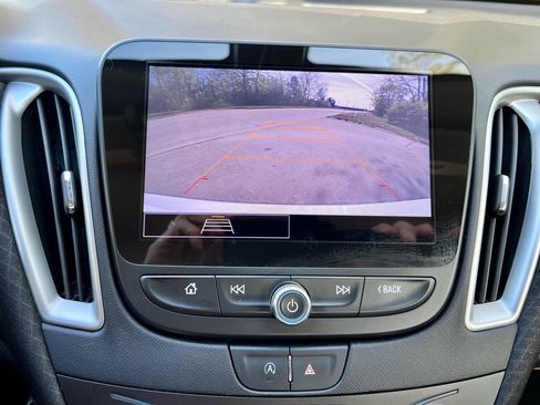 Used 2022 Chevrolet Malibu LT image 20